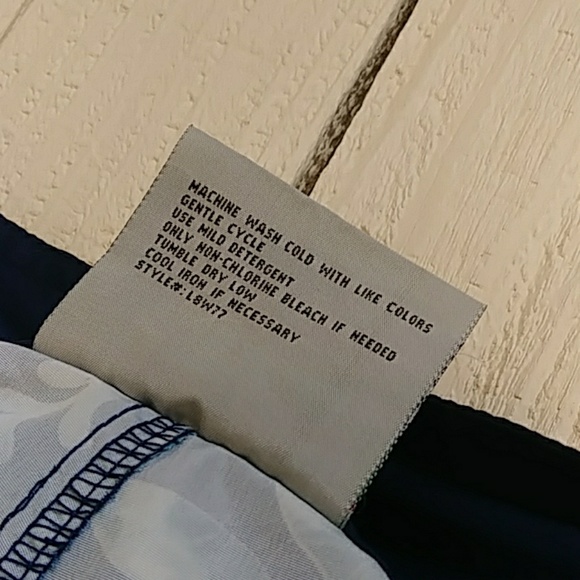 118 Iguana Sportswear Blue and Teal Beach Shorts Sz S - Picture 7 of 8